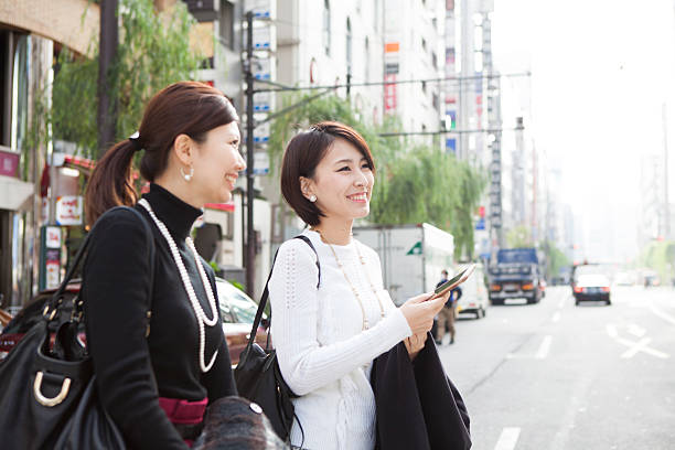 istock Women who are walking the modern town 511670778