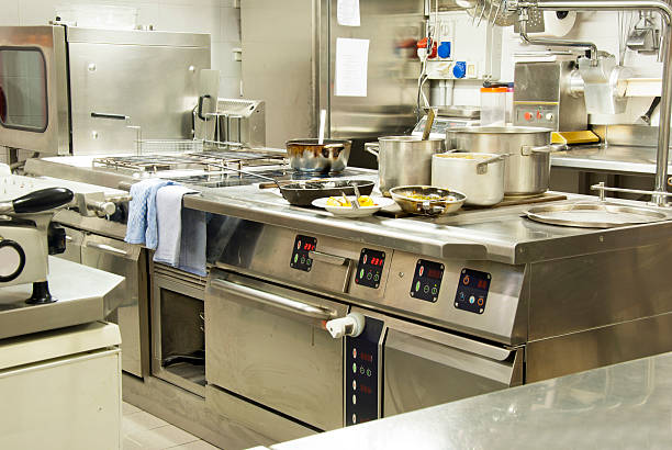 cozinha do restaurante - commercial kitchen restaurant retail stainless steel imagens e fotografias de stock