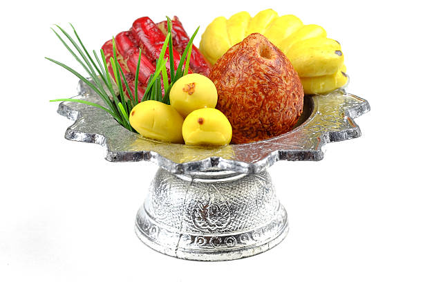 istock Sculpture food in  tray for sacrifice 511677100