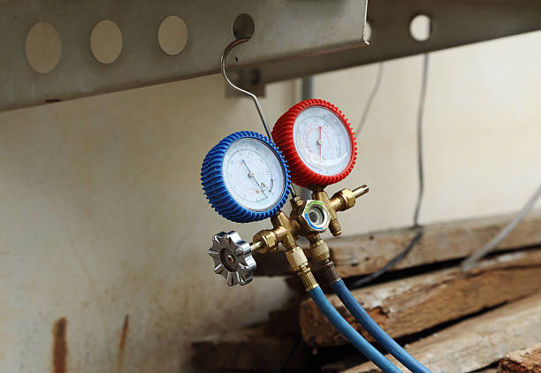 istock manometers for filling air conditioners 511706567