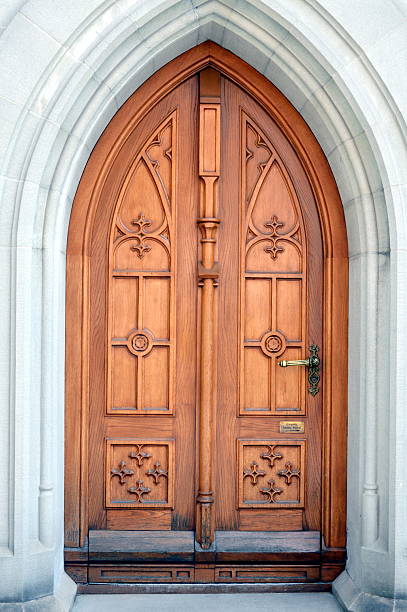 istock arch wood door 511712735