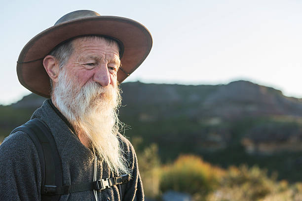 istock Middle Aged Man Bushwalking in Spectacular Blue Mountains Australian Landscape 511724496