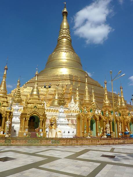 istock Shwedagon Pagoda, Yangon 511737707