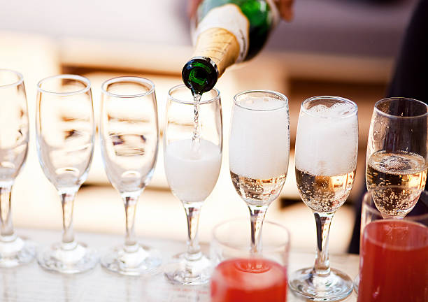 แก้วแชมเปญ - prosecco ภาพสต็อก ภาพถ่ายและรูปภาพปลอดค่าลิขสิทธิ์