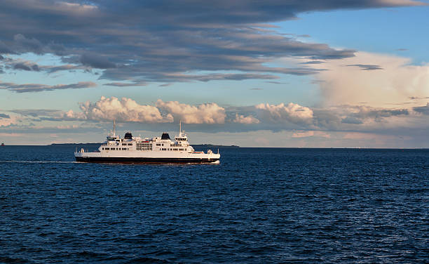 istock Ship in the sea in sunny day 511739640