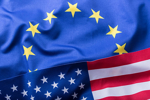 eu 、米国ます。ヨーロッパフラグとアメリカの旗 - usa european union flag trading europe ストックフォトと画像