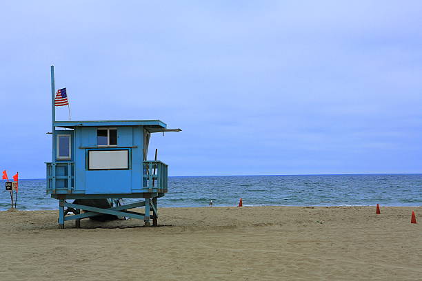 istock Lifeguard Tower in Santa Monica 511743097