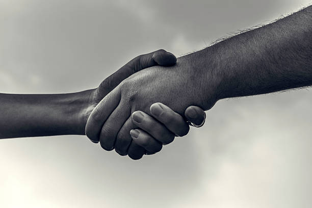 istock Upload in DEC...Man and woman handshake 3 511748544