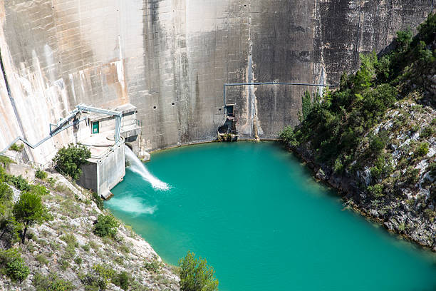 istock Dam wall in Bimont park, Provence, France 511775607