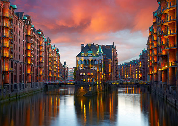 istock Old Speicherstadt in Hamburg illuminated at night 511794894