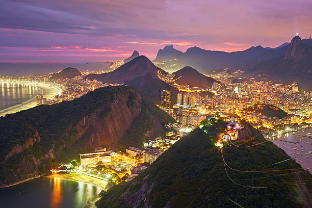 vista noturna do rio de janeiro, brasil - urca - fotografias e filmes do acervo