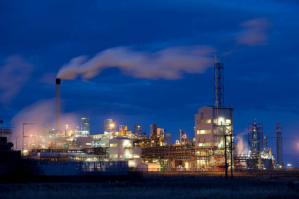 istock Chemical Plant on Teesside, England, at night 511804476