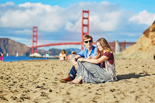 istock Romantic loving couple having in San Francisco 511809720