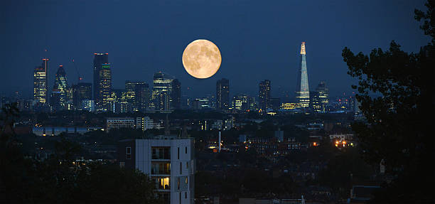 istock London Super Moon Pan 511810685
