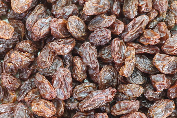 istock Close - up Heap of Dried raisins 511851469