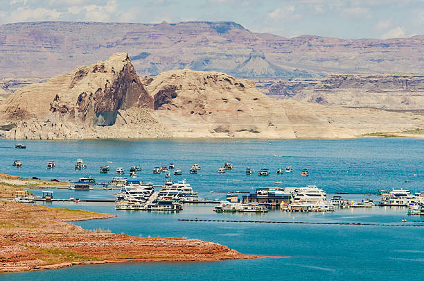 istock Boats at Lake Powell with Canyons in Background 511851626