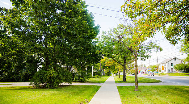 istock Morning in the town 511870439