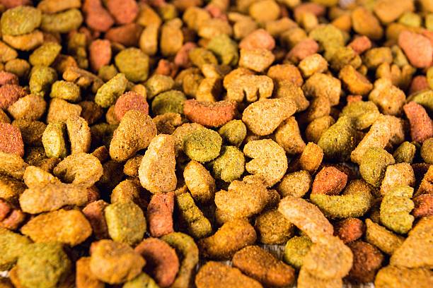 istock Dry dog or cat food. 511872584