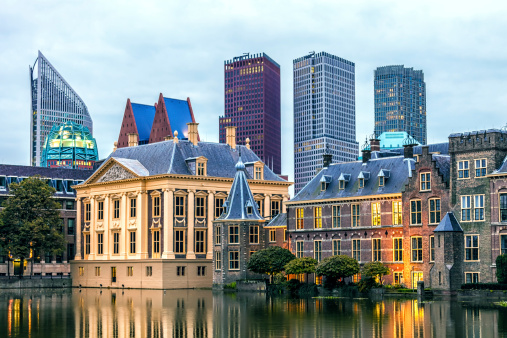 Edificios del Parlamento en La Haya photo