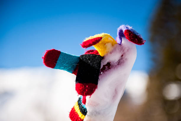 istock Colorful, Frozen hand heat 511922108