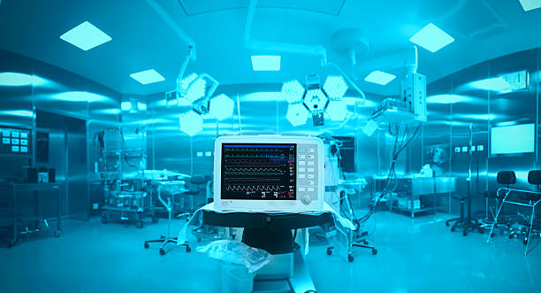 moderna tecnologia inovadora em um quarto de hospital de funcionamento - equipamento técnico médico - fotografias e filmes do acervo
