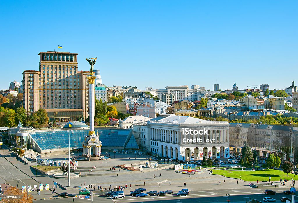 Praça da Independência. Kiev, Ucrânia - Foto de stock de Kiev royalty-free