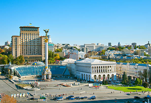 independence square. kiev, ukraine - kiev 個照片及圖片檔