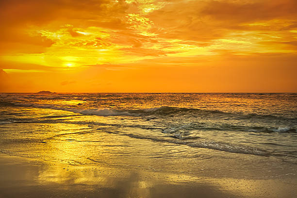 istock Sunset over the sea 511941080