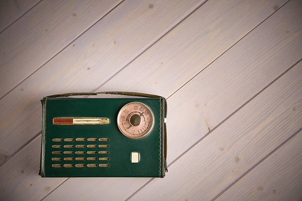 old italian style vintage radio - foton med speaker bildbanksfoton och bilder