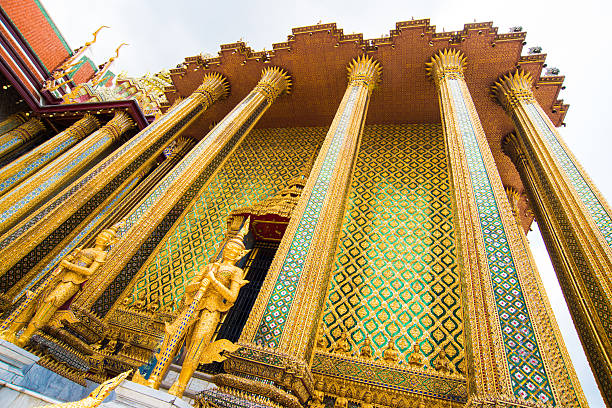 istock Guardians of Grand palace 511974109