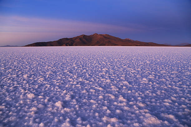 istock Sunrise at Salt flat Salar de Uyuni, Bolivia 511977059