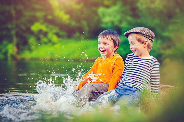 istock Children outdoors 511977068
