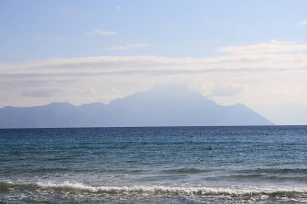 istock Mount Athos of Greece in clouds 511977375