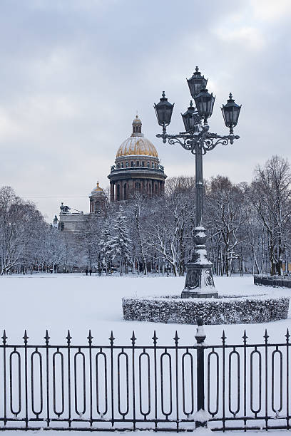 istock St. Isaac's Cathedral, Saint-Petersburg 511978430