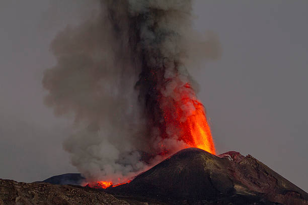 istock Spectacular volcanic eruption at dawn 511982350