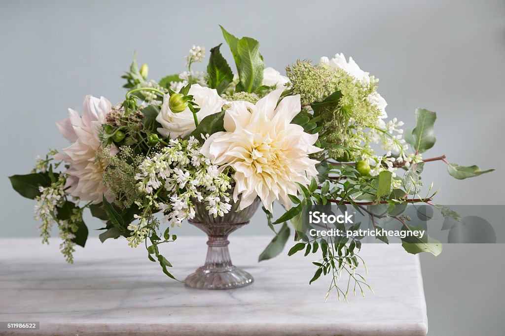 Bouquet de fleurs - Photo de Vase libre de droits