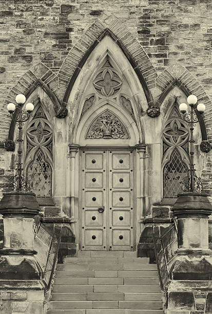 istock Old door in Ottawa 512003260