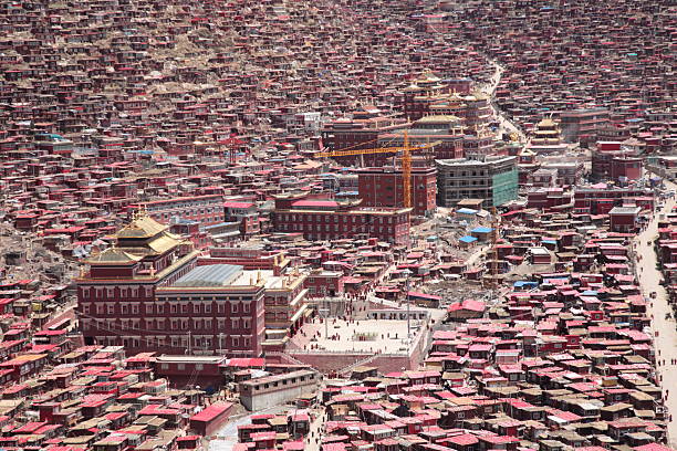 istock Seda Wuming Tibetan Buddhist Institute 512043004