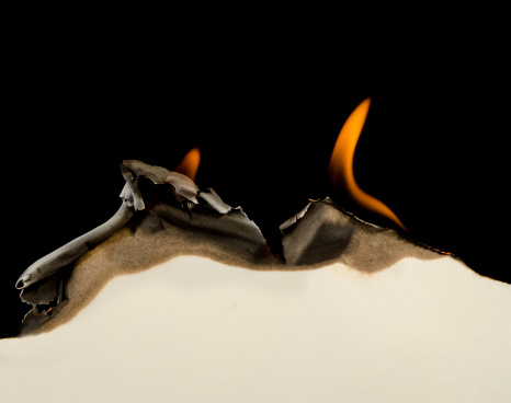 Burning borde de papel photo