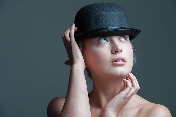 istock Girl in bowler hat 512051248