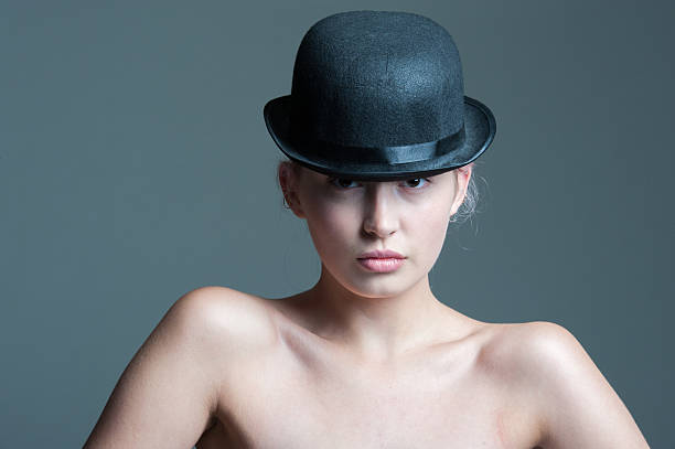 istock Girl in bowler hat 512051882