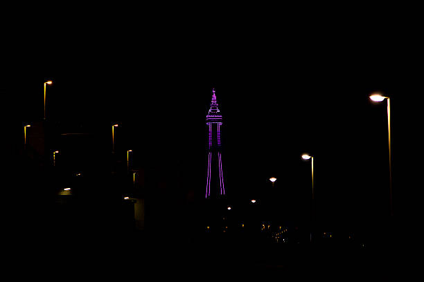 blackpool tower. - blackpool illuminated blackpool tower vacations fotografías e imágenes de stock