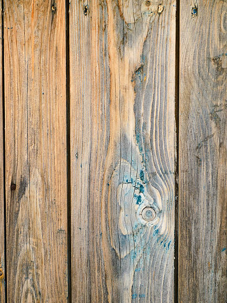 istock Shabby wooden planks 512101620