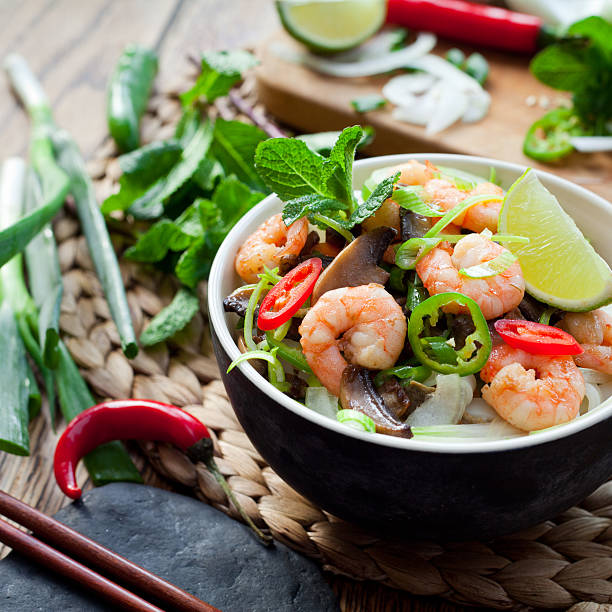 istock Prawn rice noodles asian food 512109108