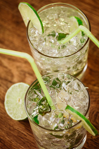 istock Mint and lime refreshing summer cocktails 512117944