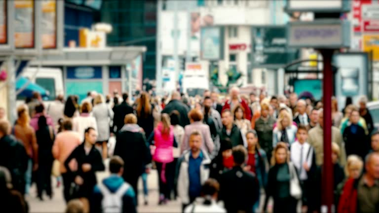 Crowd of People / Commuters Walking / Busy Street