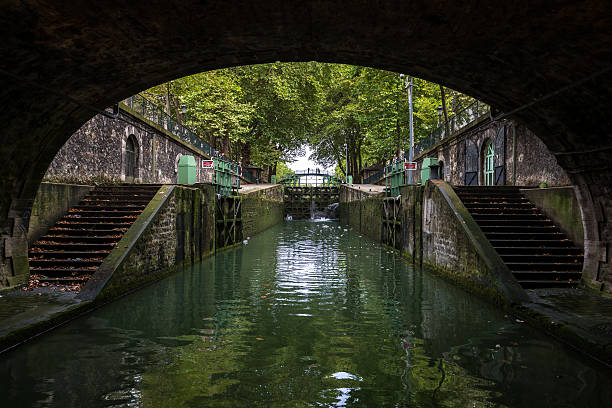 istock Lock on the canal of Saint Martin, Paris (France) 512132269