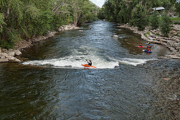 caiaque no rio - rafting rapid colorado river - fotografias e filmes do acervo