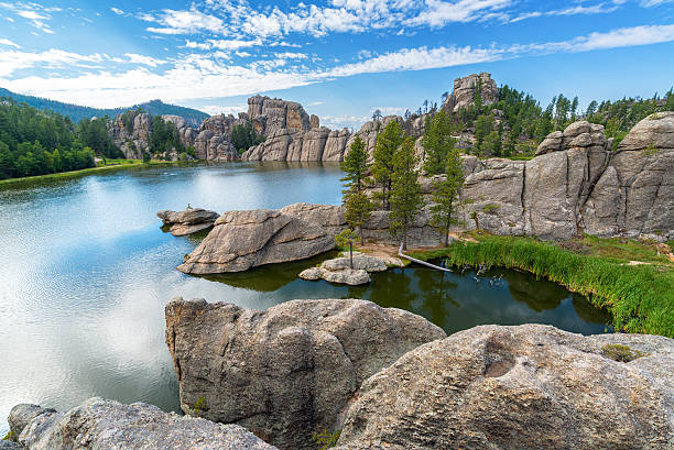 wunderschöne sylvan lake - granite travel stock-fotos und bilder