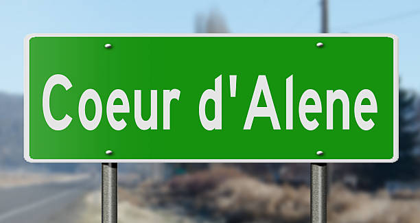 istock Highway sign for Coeur d'Alene 512154546